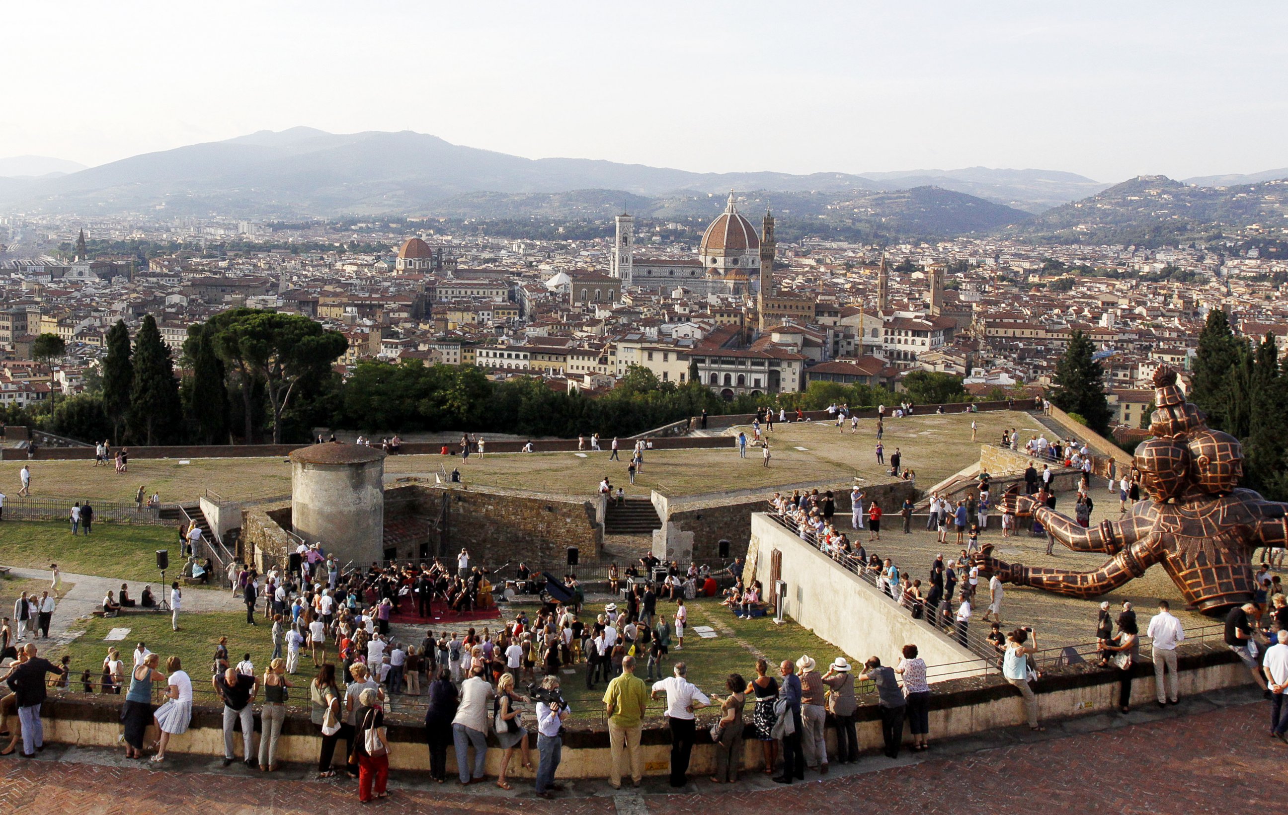 PHOTO: Tourists enjoy the view from Forte di Belvedere in Florence, Italy on July 8, 2013.