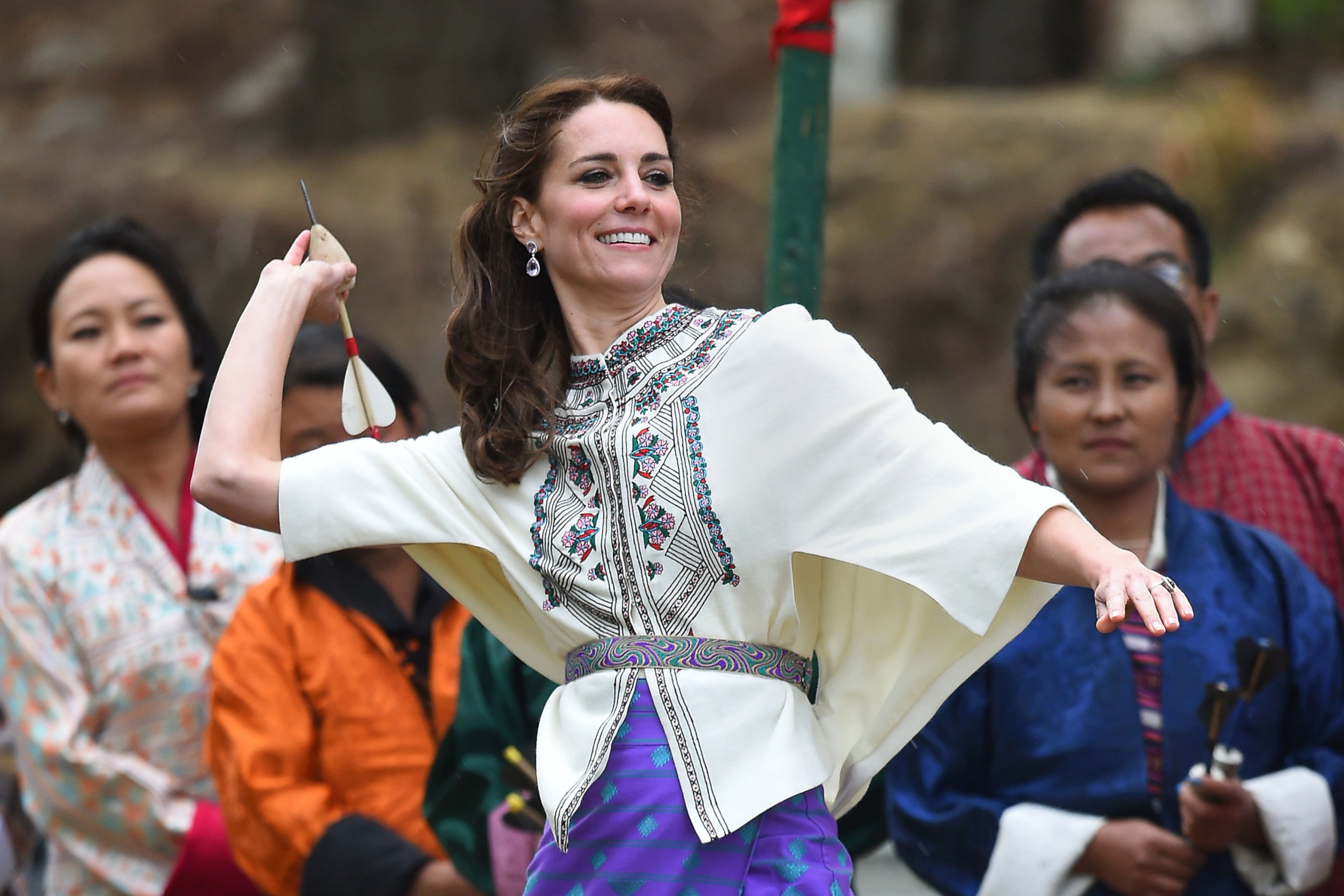 PHOTO: The Duchess of Cambridge throws a dart at an archery event in Thimphu, Bhutan, April 14, 2016. 