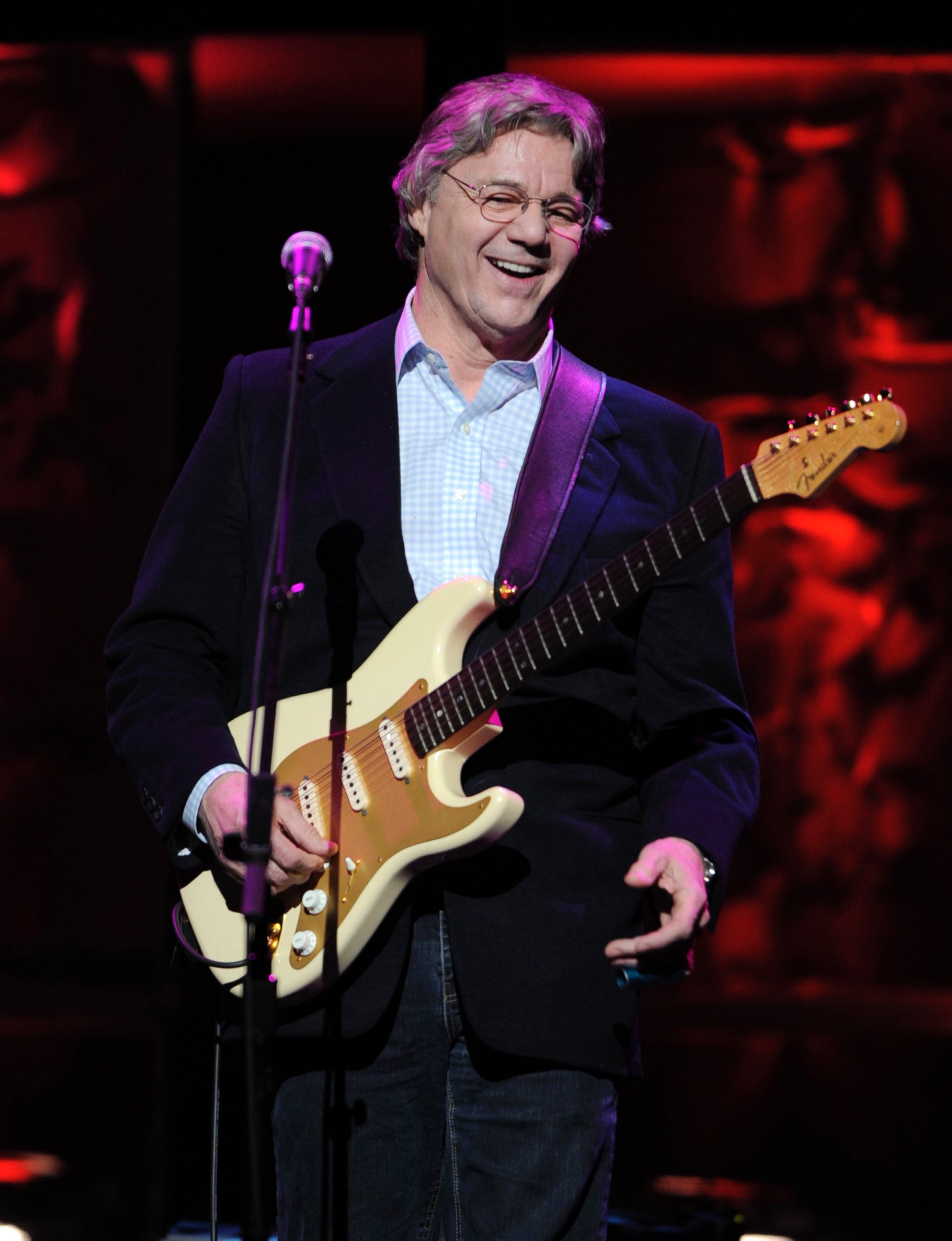 PHOTO: Steve Miller performs at the 25th annual ASCAP Pop Music Awards, in Los Angeles, April 9, 2008. 