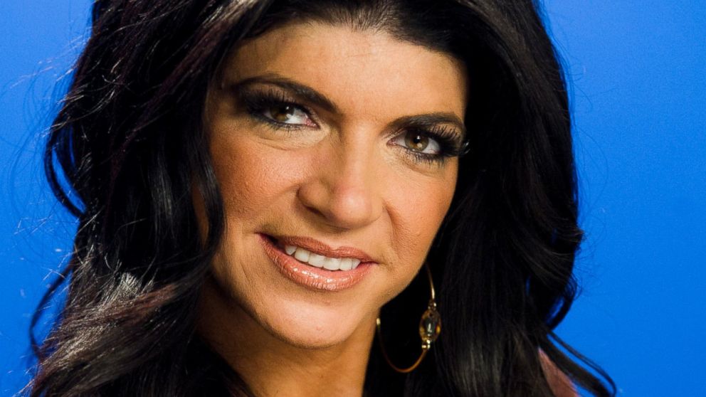 Teresa Giudice Tweets From Prison For 1st Time Abc News 