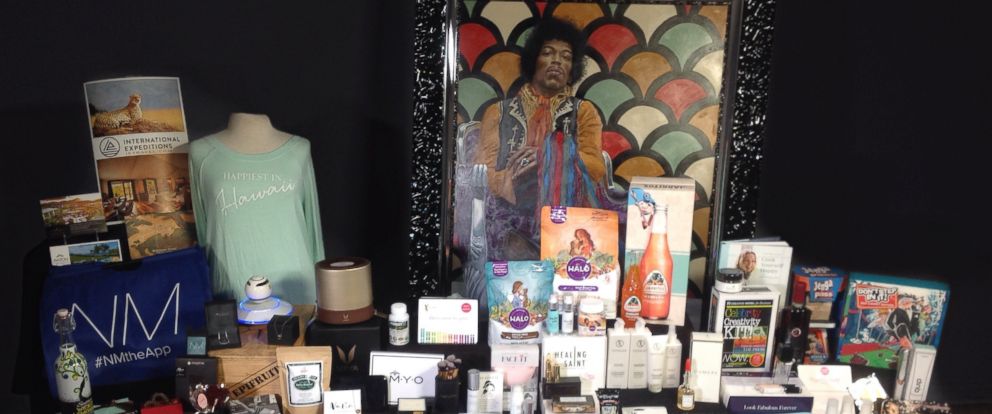 A K Inside The Glamorous Unofficial Oscars Swag Bags For Top Photo Products Inside The Everyone Wins Nominee Gift Bags