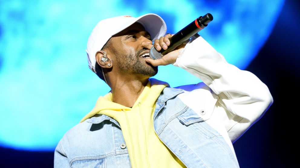 PHOTO: Big Sean performs onstage during the 92.3 Real Show at The Forum on Nov. 5, 2016 in Inglewood, California. 