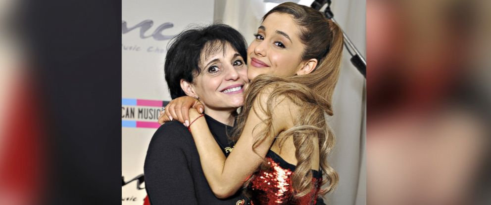 Ariana Grande's Mother Ushered Fans To Safety After Explosion At ...