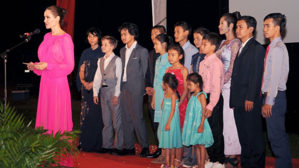 Angelina Jolie Shares Family Photos With Shiloh From Cambodia Trip