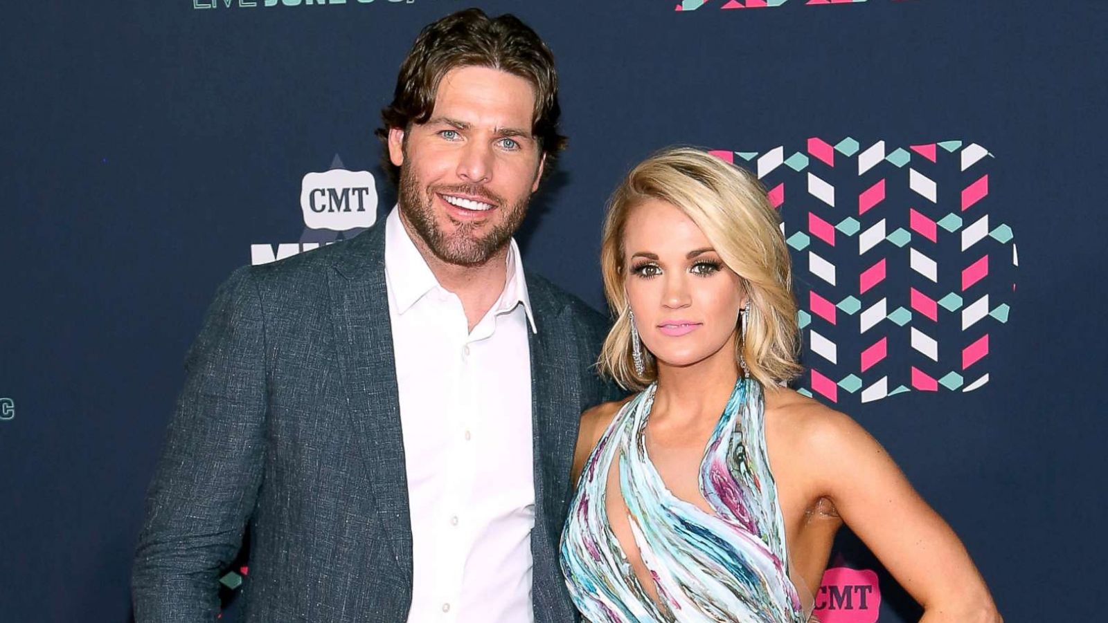 Carrie Underwood and Mike Fisher celebrate 11 years of marriage