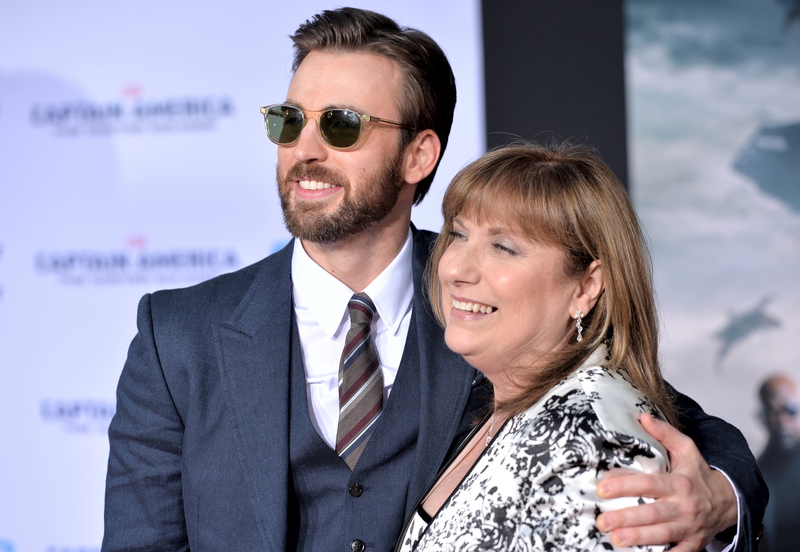 PHOTO: Chris Evans and Lisa Evans attend Marvel's "Captain America: The Winter Soldier" premiere, March 13, 2014, in Hollywood, Calif. 