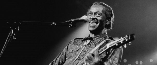 Late Chuck Berry Back In Billboards Top 40 For First Time - 