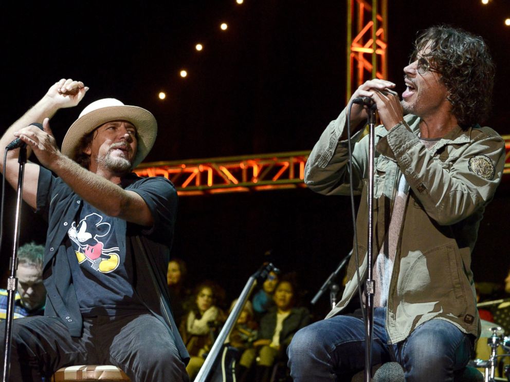 PHOTO: Eddie Vedder of Pearl Jam and Chris Cornell perform during the 28th annual Bridge School Benefit at Shoreline Amphitheatre, Oct. 26, 2014, in Mountain View, California.