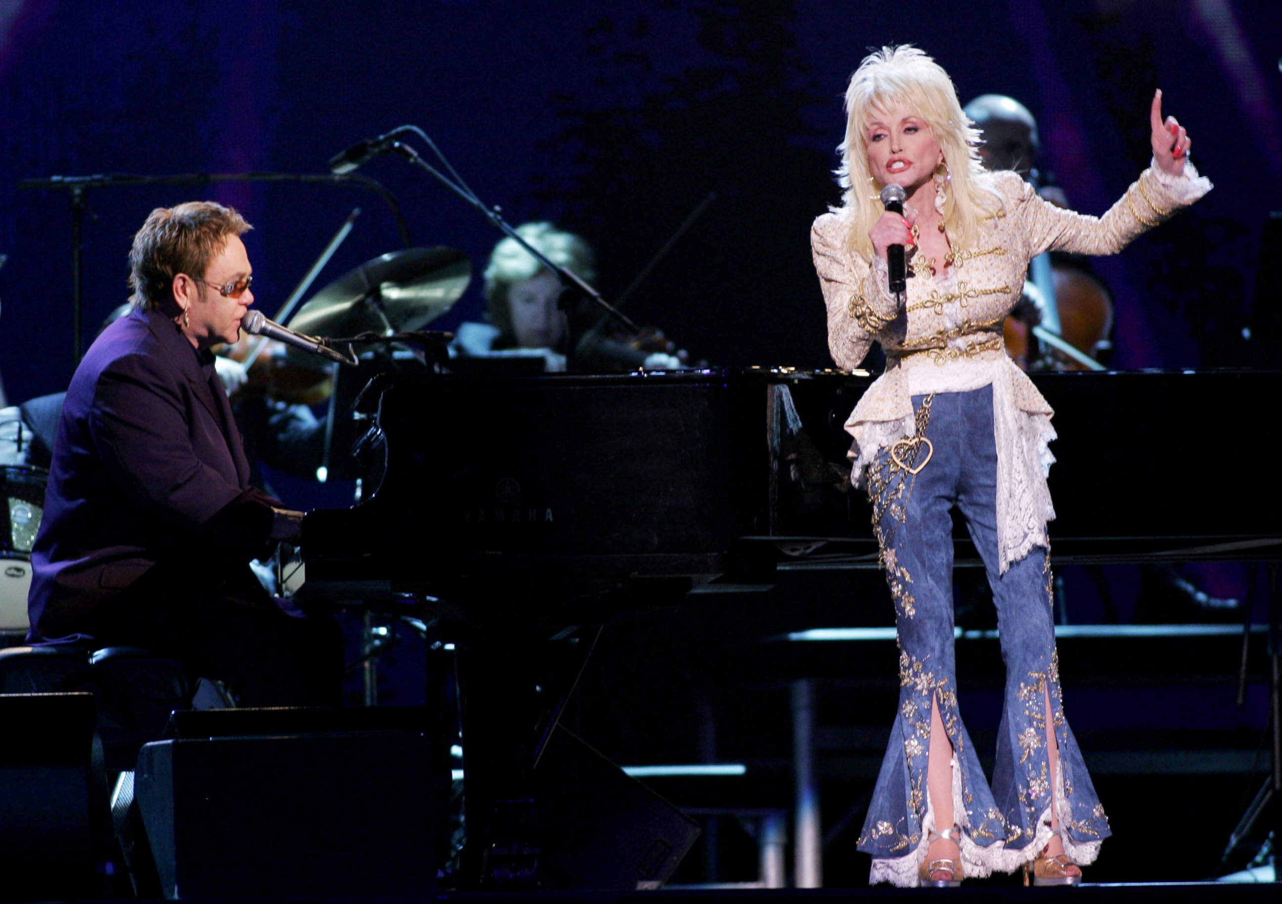 PHOTO: Sir Elton John and Dolly Parton perform at the 39th Annual Country Music Association Awards at Madison Square Garden, Nov. 15, 2005, in New York City.