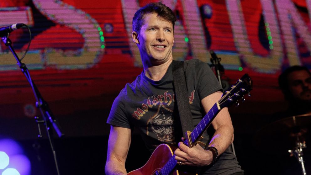 James Blunt performs at the 'La Noche de Cadena 100' gala at Wizink Center, March 25, 2017, in Madrid, Spain.