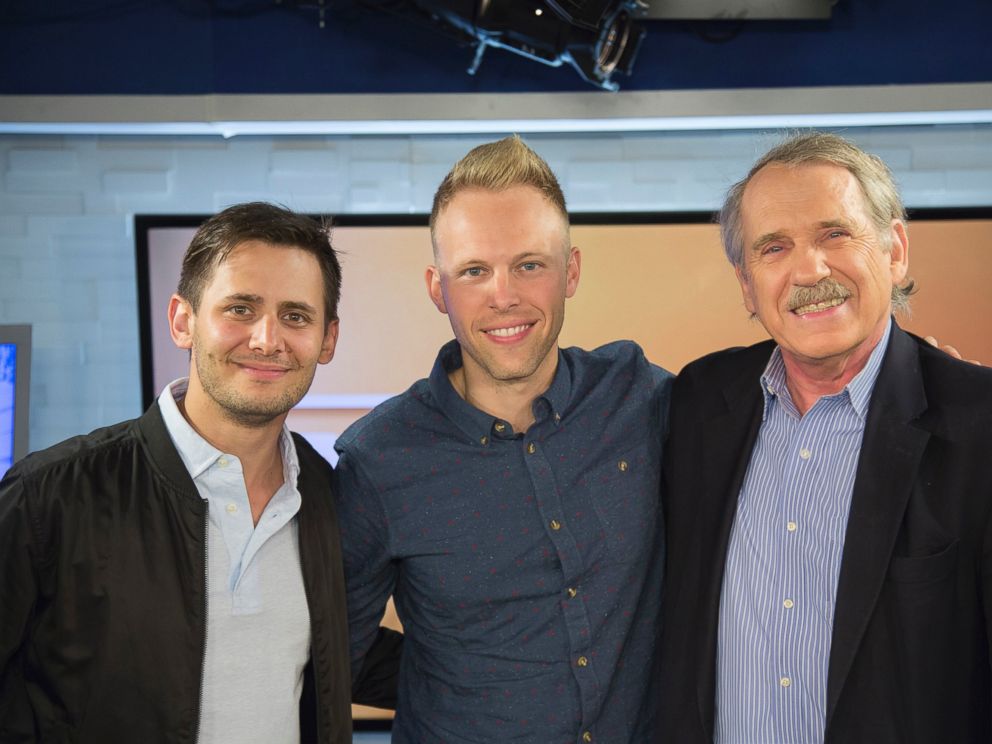 PHOTO: Benj Pasik and Justin Paul discuss their hit Broadway show Dear Evan Hansen on ABC News Popcorn with Peter Travers.