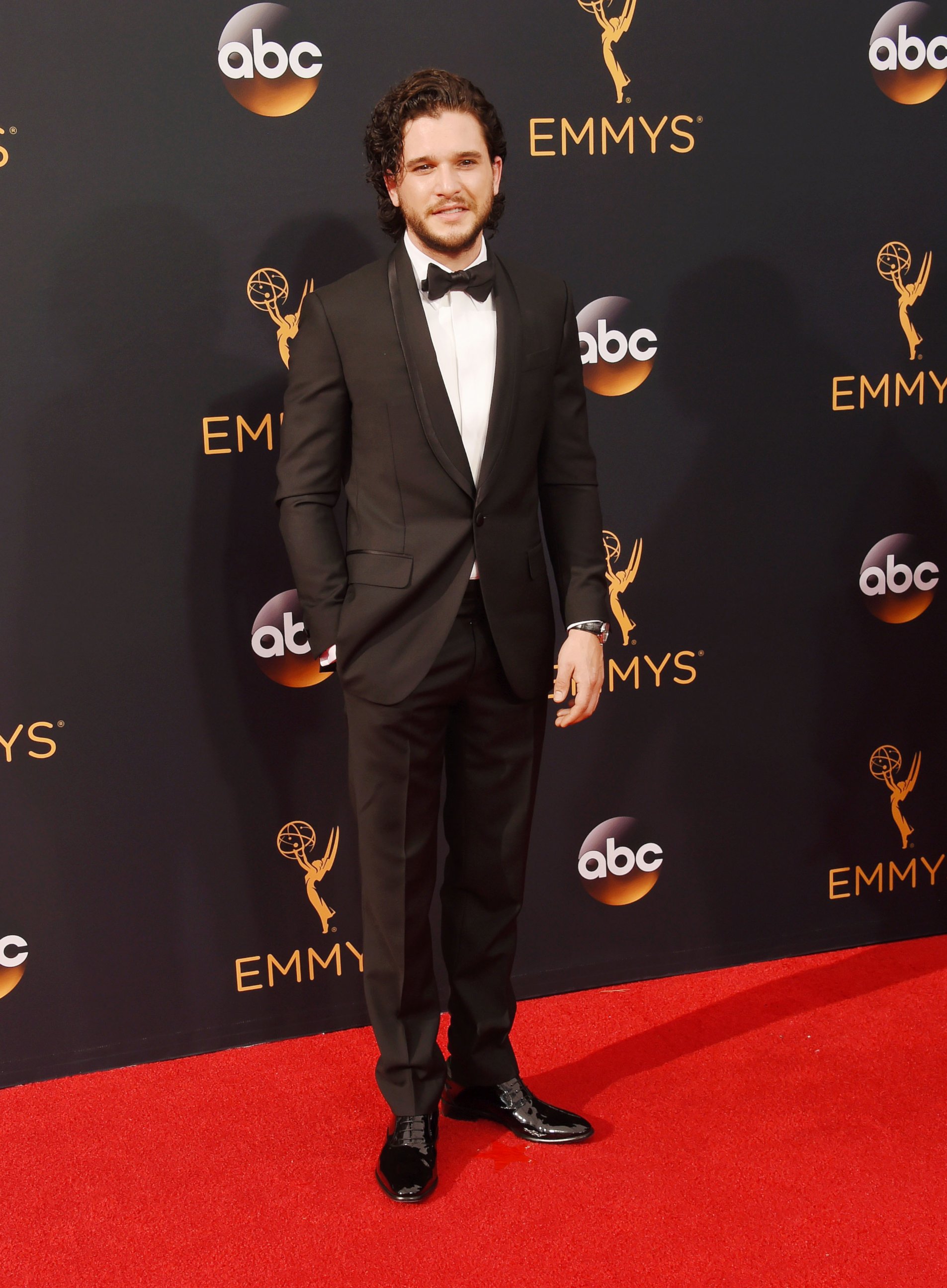 PHOTO: Actor Kit Harington arrives at the 68th Annual Primetime Emmy Awards at Microsoft Theater, Sept. 18, 2016, in Los Angeles.