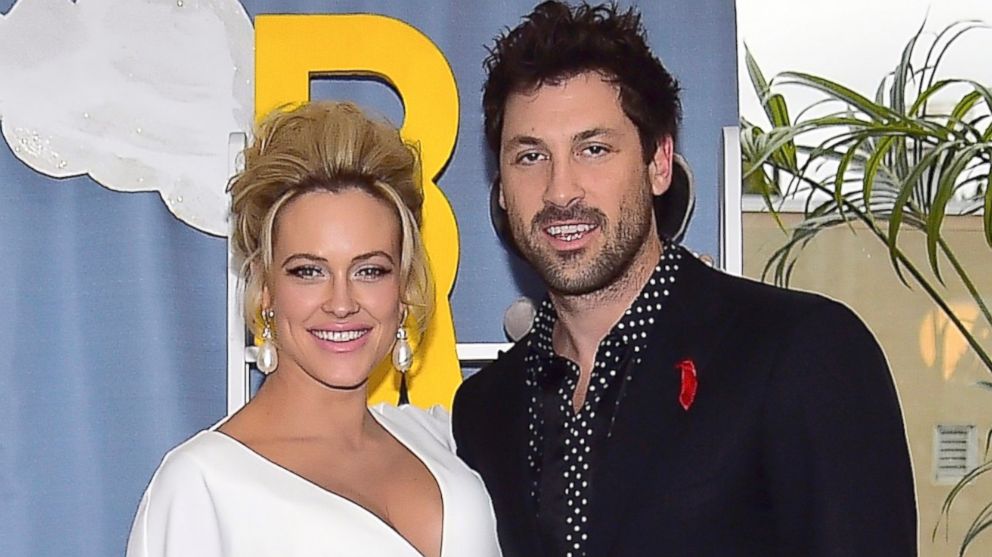 VIDEO: 'DWTS' Maks and Peta Announce Pregnancy