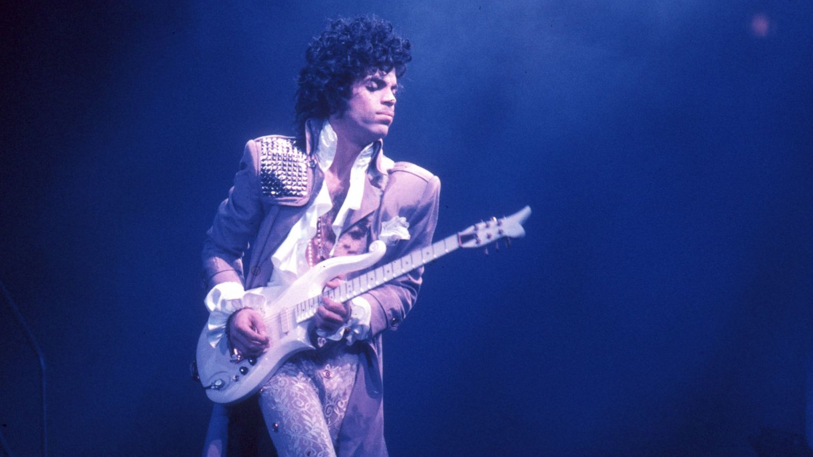 Prince pens tune about Minnesota Vikings