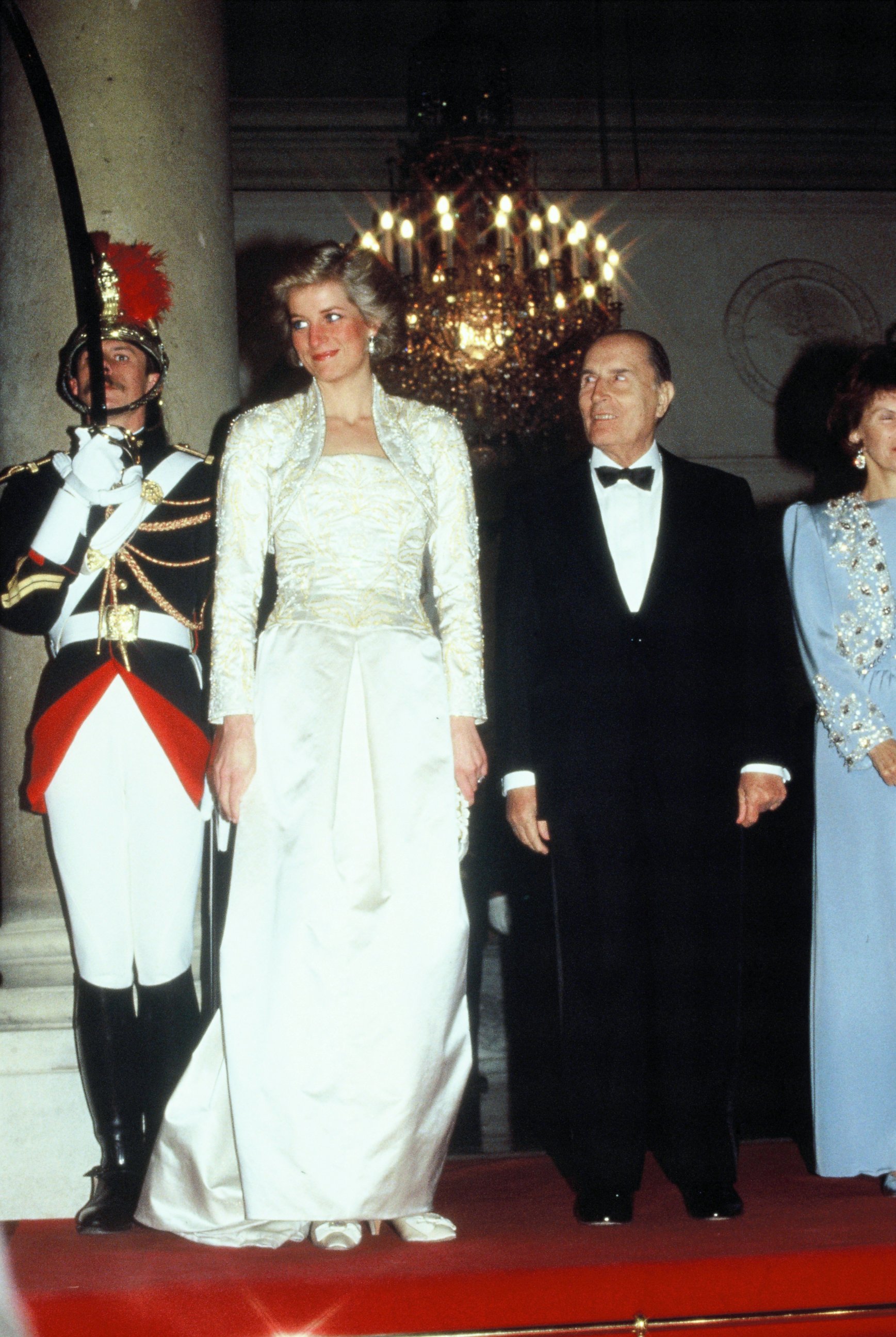 PHOTO: Diana, Princess of Wales, and former French President Francois Mitterrand attend a banquet at the Elysee Palace during her official visit to France on Nov. 7, 1988, in Paris.
