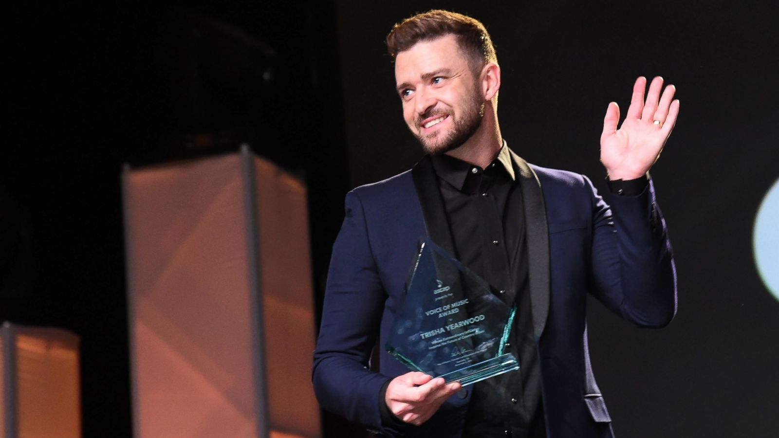 Justin Timberlake jokes about the moment he was tackled by