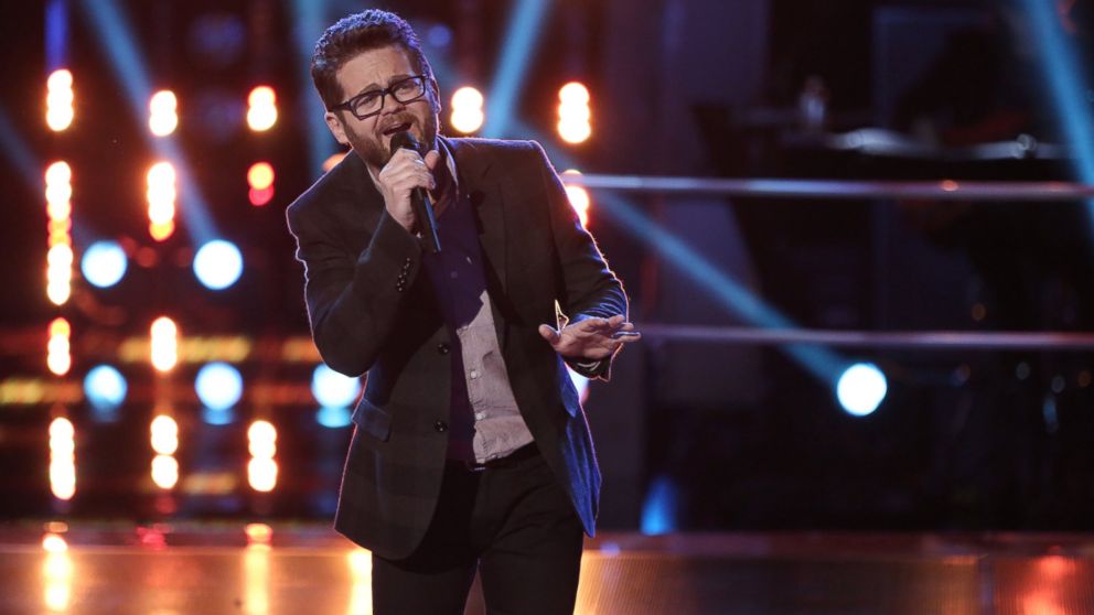 Josh Kaufman performs on "The Voice," March 31, 2014.