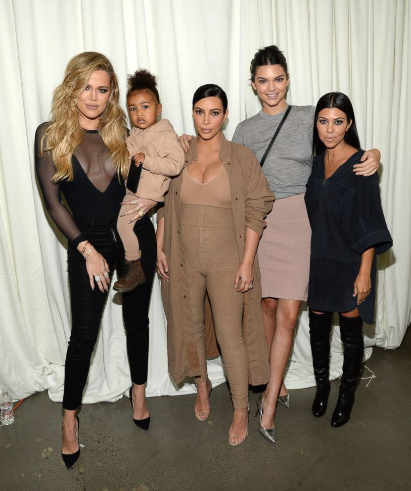 Kim Kardashian living in Paris Hilton's early 2000s shadow: a retrospective  : r/popculturechat