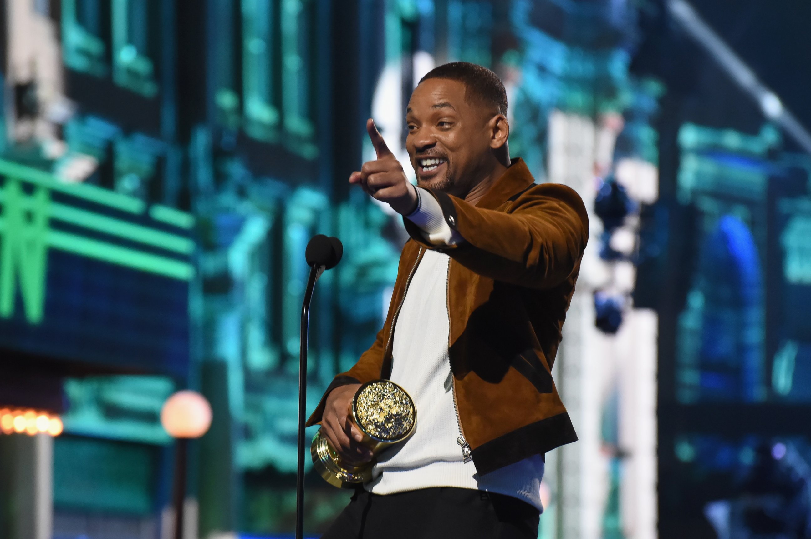 PHOTO: Actor Will Smith accepts the Generation Award onstage during the 2016 MTV Movie Awards at Warner Bros. Studios on April 9, 2016 in Burbank, California. 