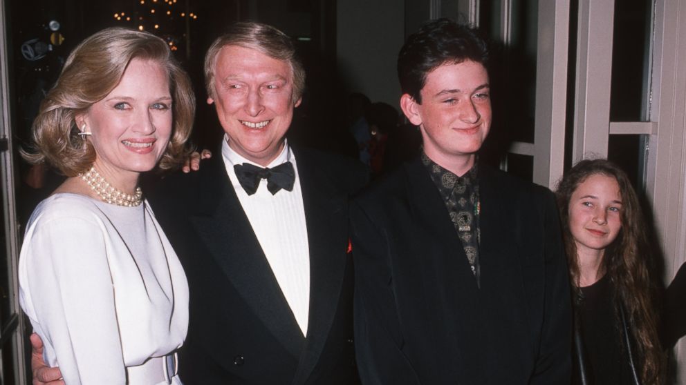 PHOTO: Diane Sawyer, Mike Nichols, Max Nichols and Jenny Nichols are seen in this undated file photo. 