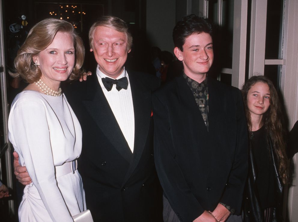 PHOTO: Diane Sawyer, Mike Nichols, Max Nichols and Jenny Nichols are seen in this undated file photo. 