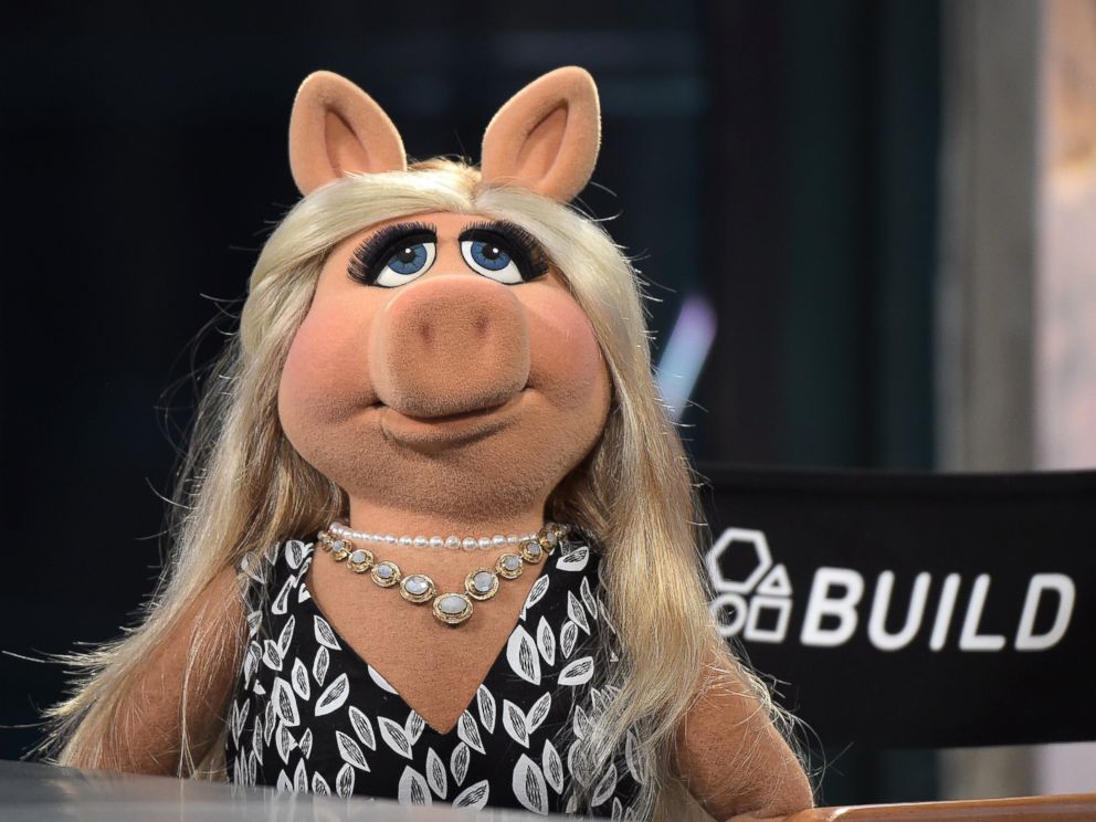 PHOTO: Miss Piggy, "Up Late With Miss Piggy" at AOL Studios In New York on Feb. 1, 2016 in New York. 