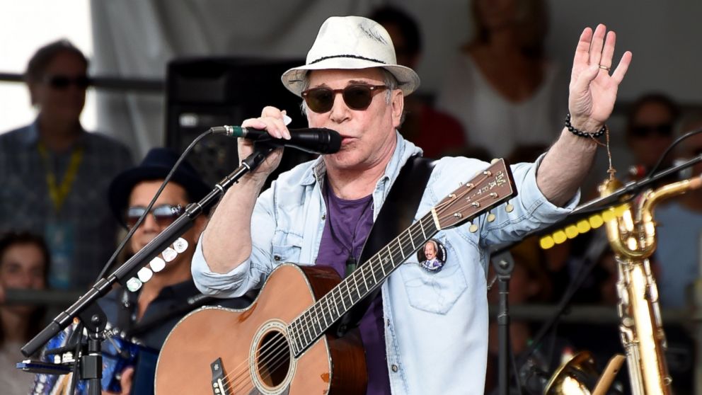Paul Simon performs onstage during the 2016 New Orleans Jazz & Heritage Festival at Fair Grounds Race Course on April 29, 2016 in New Orleans, La.