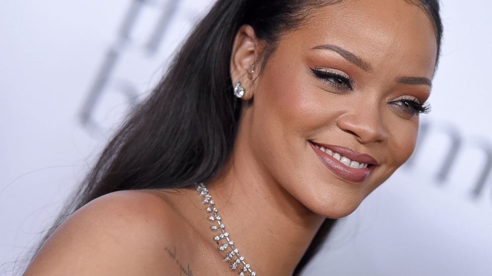 Lyrics and Meaning for Rihanna's Desperado Off New Album 'Anti
