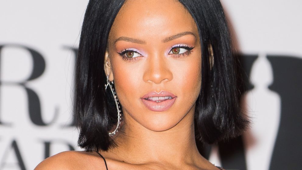 Rihanna Dismisses Feud With Beyoncé: 'I Can Only Do Me' - ABC News