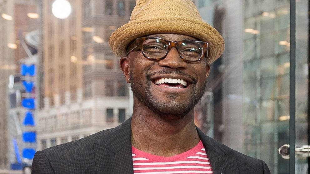 Taye Diggs visits "Extra" at their New York studios at H&M in Times Square on June 5, 2014 in New York City. 