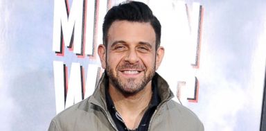 Adam Richman Apologizes For Inexcusable Remarks And Instagram Abc News