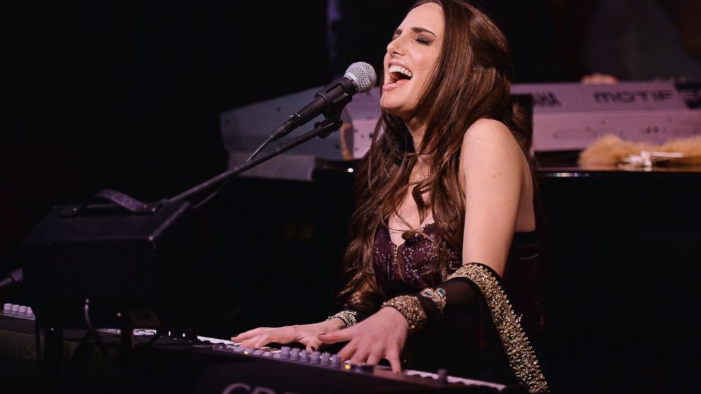 Alexa Ray Joel performs at Cafe Carlyle, April 1, 2014 in New York. 
