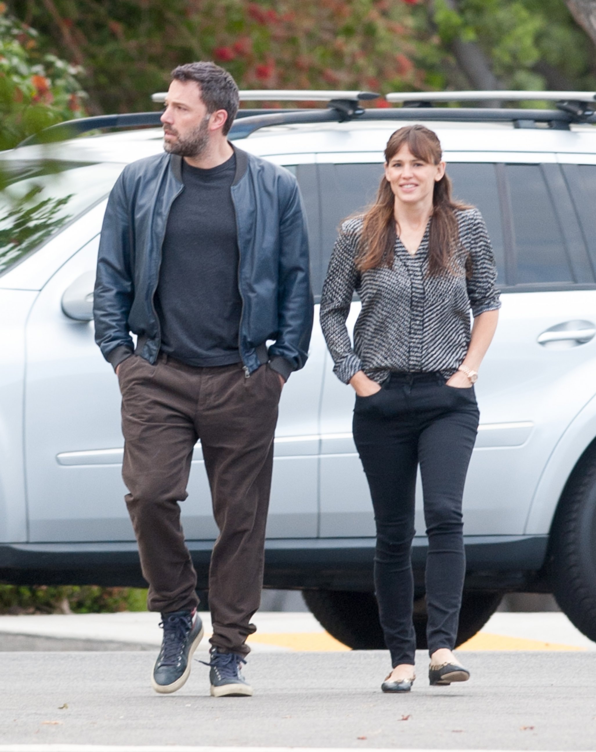 PHOTO: Ben Affleck and Jennifer Garner are seen in Brentwood, April 24, 2015 in Los Angeles.