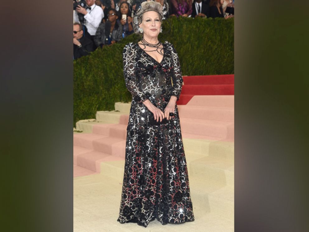 PHOTO: Bette Midler attends the "Manus x Machina: Fashion In An Age Of Technology" Costume Institute Gala at Metropolitan Museum of Art, May 2, 2016, in New York.