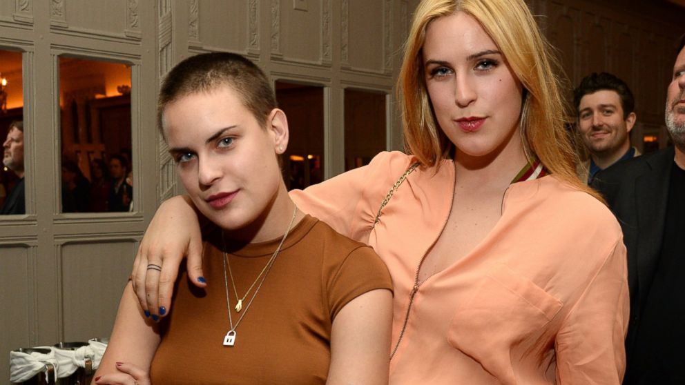 PHOTO: Tallulah Willis and Scout Willis celebrate Bruce Willis' 60th birthday at Harlow in New York