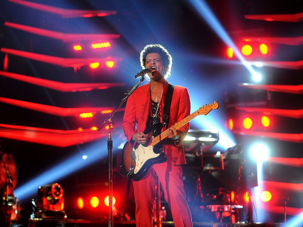 bruno mars mom dies in car accident