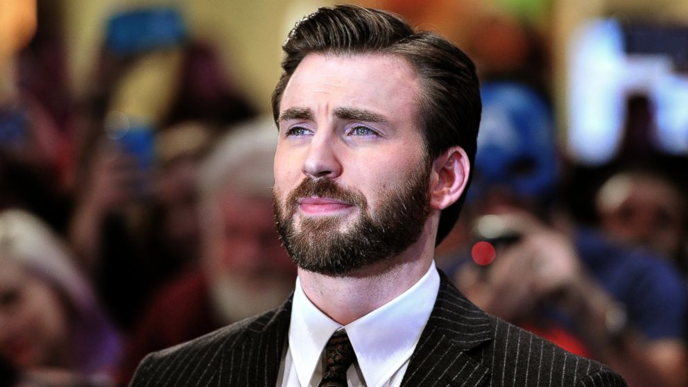 Chris Evans arrives at the UK premiere of "Captain America: The Winter Soldier" in London, March 20, 2014.  