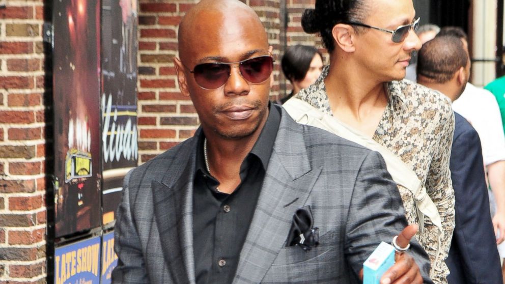 PHOTO: Comedian Dave Chapelle heads to a taping of the Late Show with David Letterman, June 10, 2014, in New York City.