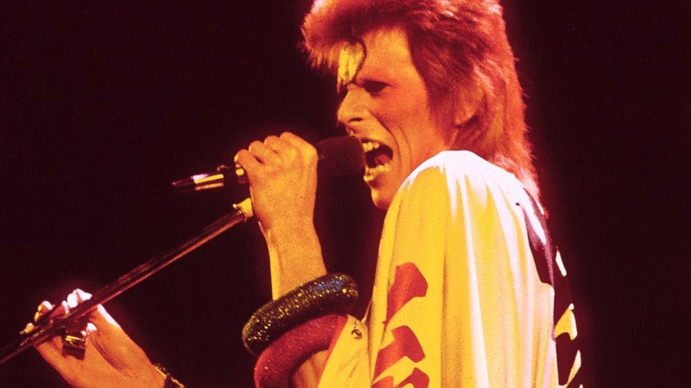 PHOTO: David Bowie performing live onstage at final Ziggy Stardust concert, July 3, 1973 in London. 