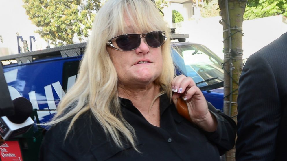 PHOTO: Michael Jackson's ex-wife Debbie Rowe arrives at court in Los Angeles, Aug. 15, 2013.