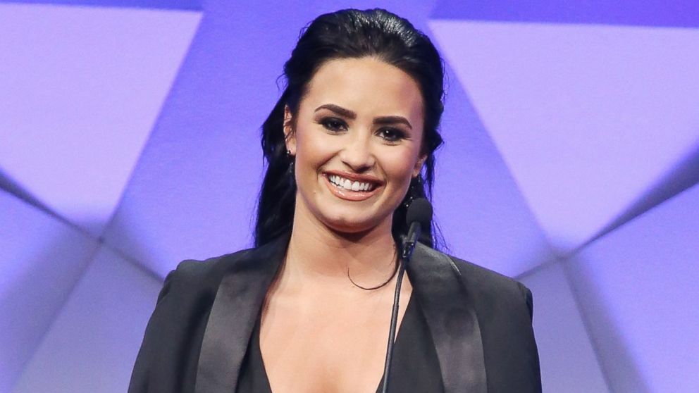 PHOTO: Demi Lovato speaks onstage during the 27th Annual GLAAD Media Awards held at The Beverly Hilton Hotel, April 2, 2016 in Beverly Hills, Calif. 