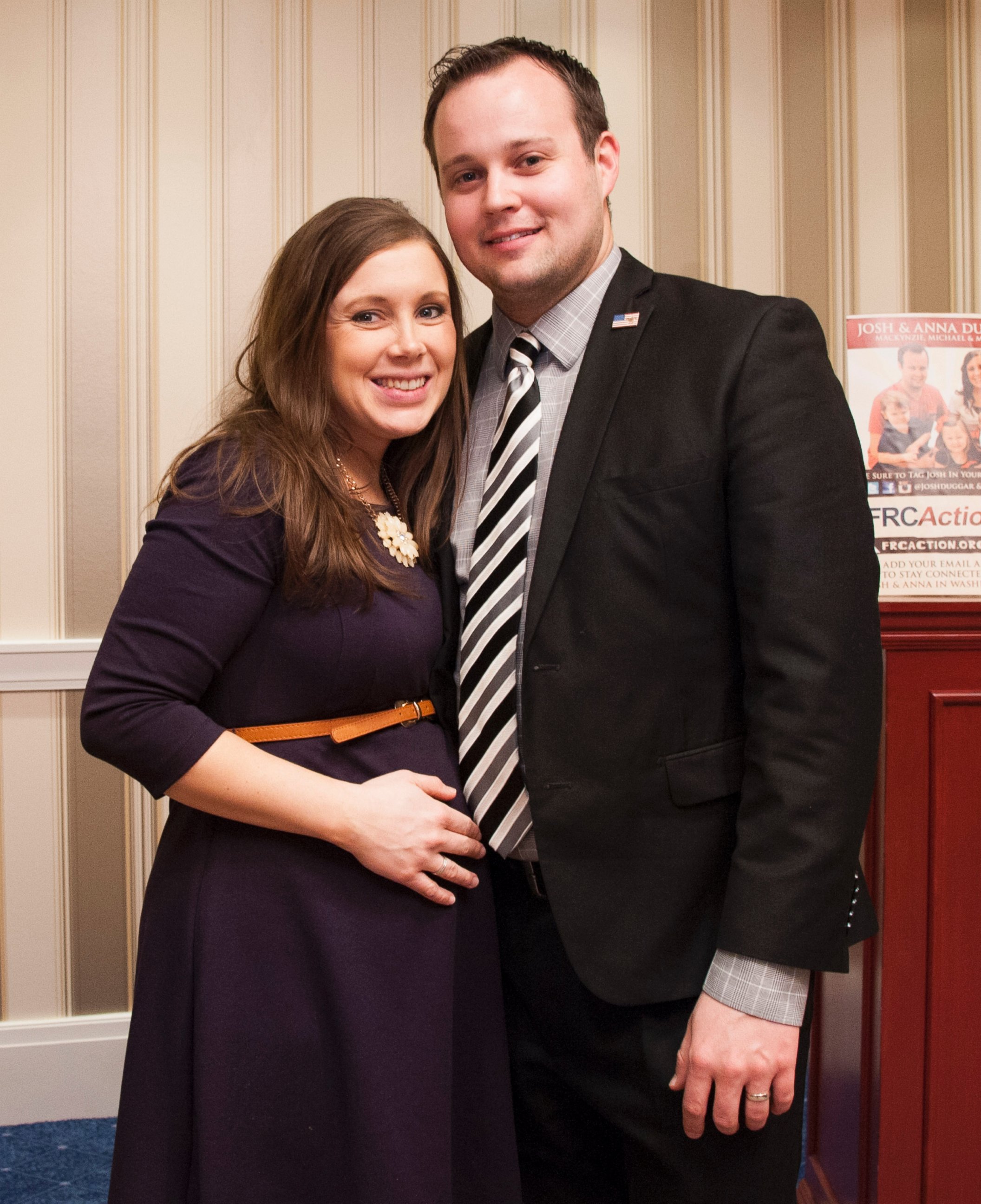 PHOTO: Anna Duggar, left, and Josh Duggar, right, pose during the 42nd annual Conservative Political Action Conference on Feb. 28, 2015 in National Harbor, Md.