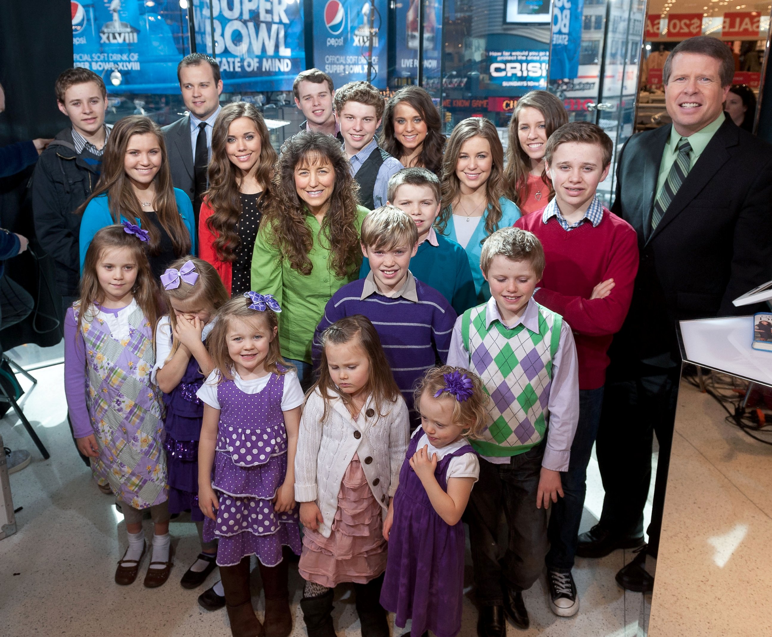 PHOTO: The Duggar family in Times Square, March 11, 2014 in New York City.