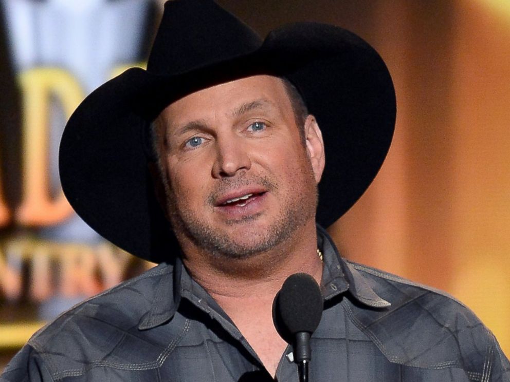 Why Garth Brooks Walked Away From Country Music 15 Years Ago - ABC News