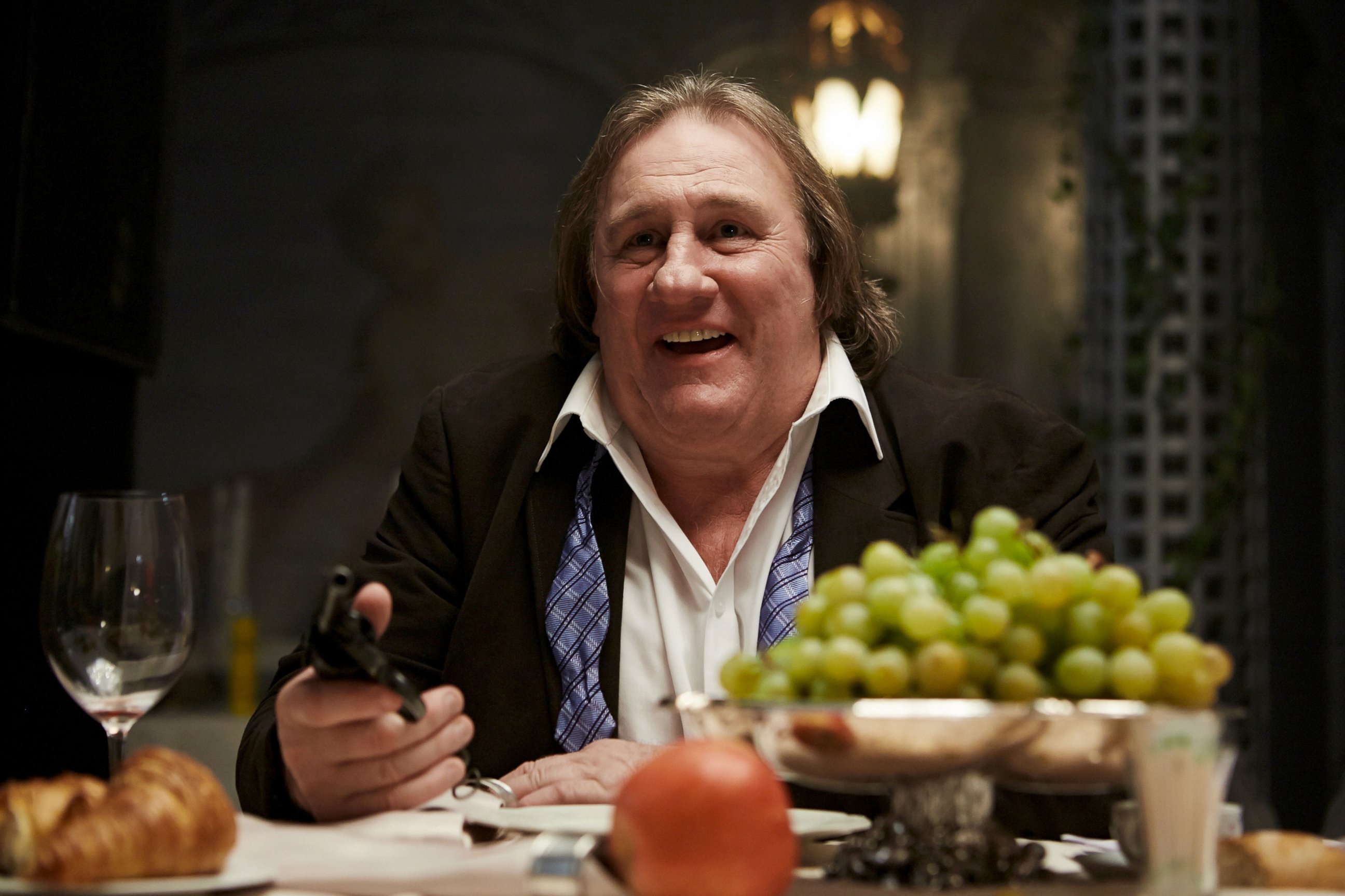 PHOTO: Gerard Depardieu shoots a scene from the movie 'Sex, Coffee & Cigarettes.'