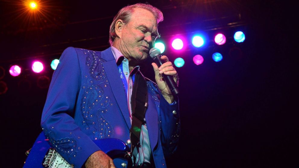 Glen Campbell dies at 81 after battle with Alzheimer's disease - ABC News