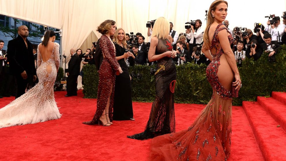 Jennifer lopez dress at met outlet gala