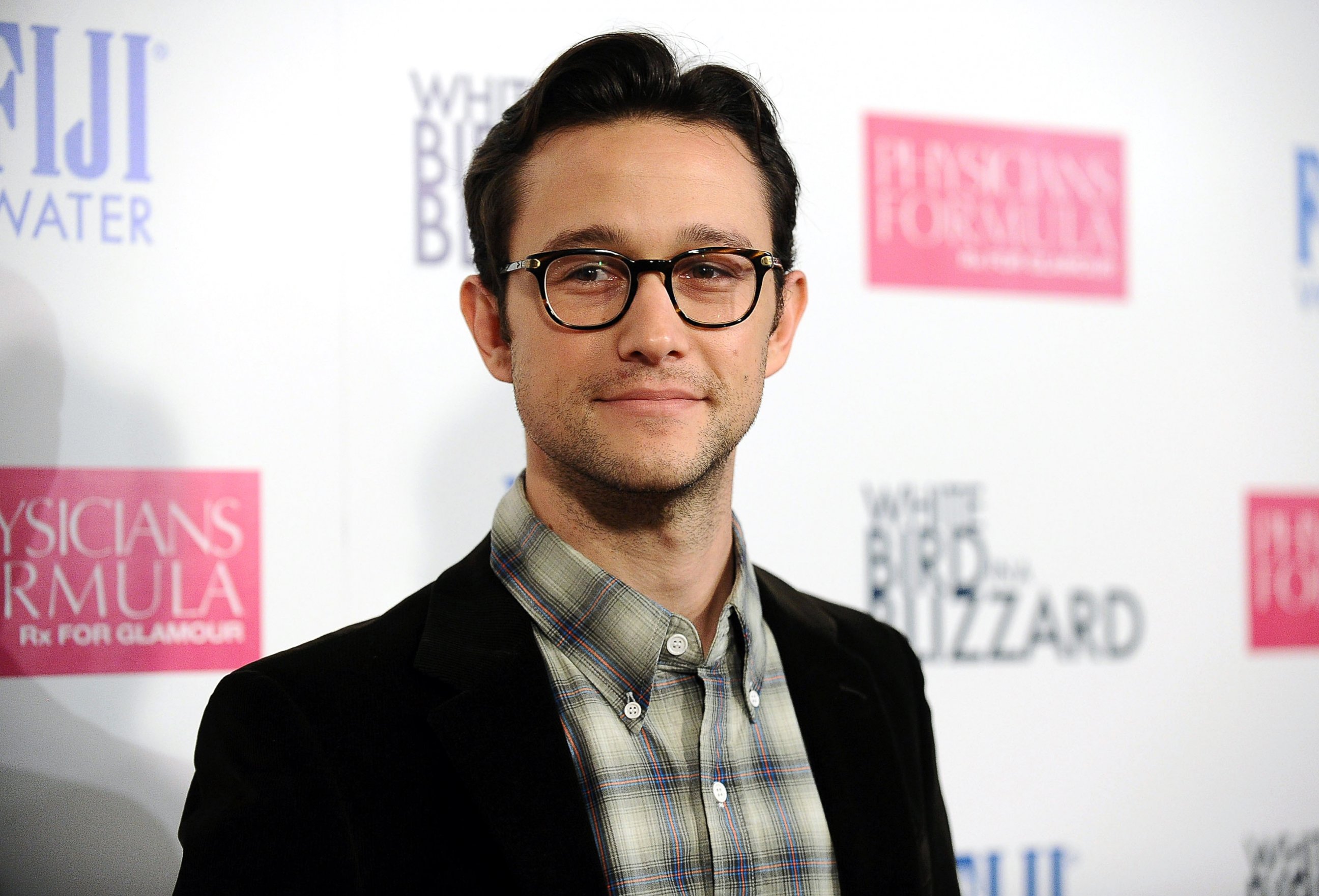 PHOTO: Joseph Gordon-Levitt attends the premiere of "White Bird in a Blizzard" at ArcLight Hollywood, Oct. 21, 2014 in Hollywood, Calif.