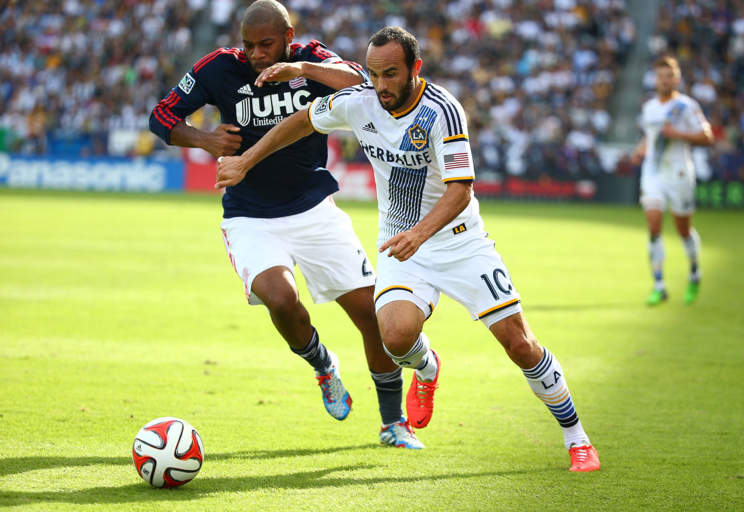 PHOTO: Landon Donovan of the Los Angeles Galaxy plays the ball in the first half during the 2014 MLS Cup match at StubHub Center, Dec. 7, 2014, in Los Angeles. 