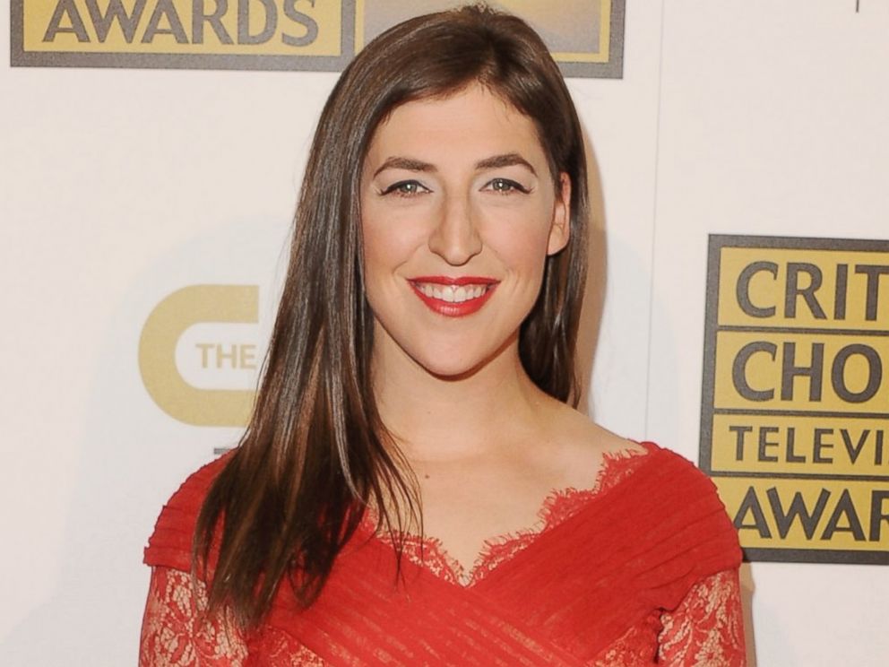 The Big Bang Theory&#39; Star Mayim Bialik Describes Her Emmys Dress And Reveals Her Date - ABC News